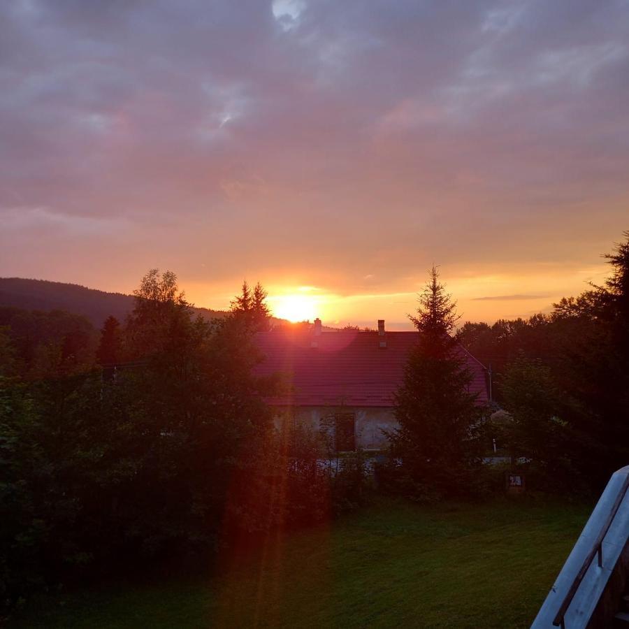 Apartman Novohradky 22 Benesov nad Cernou 外观 照片